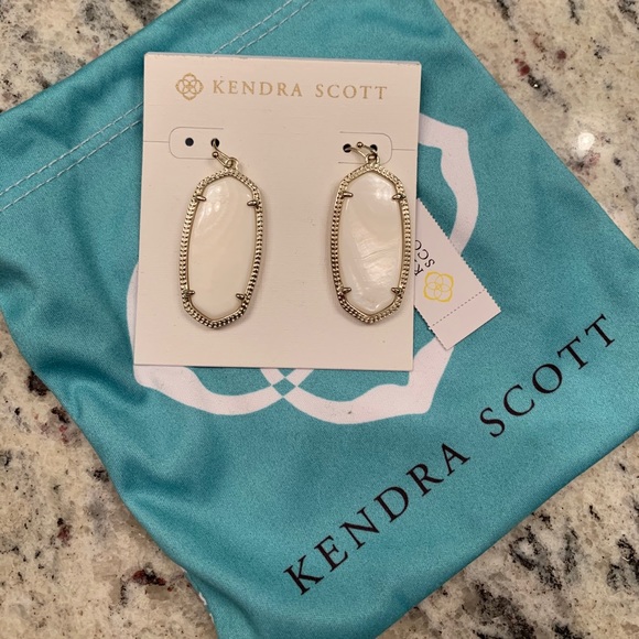 NWT Kendra Scott earrings